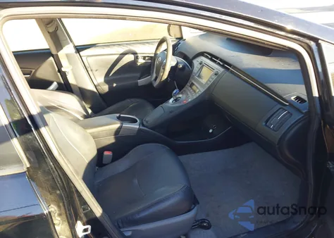 2014 Toyota Prius Three из США, поврежденный, VIN JTDKN3DU6E1774599